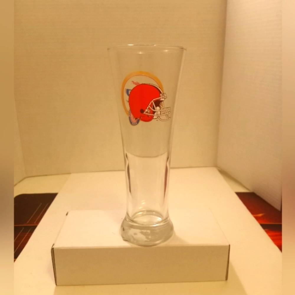 Cleveland Browns Miller Lite tall beer glass